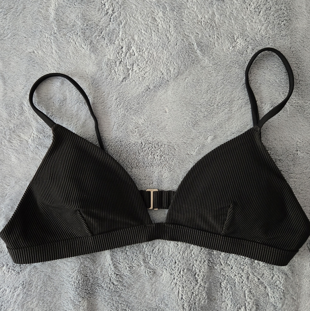 Abercrombie & Fitch Ribbed Triangle Bikini Top